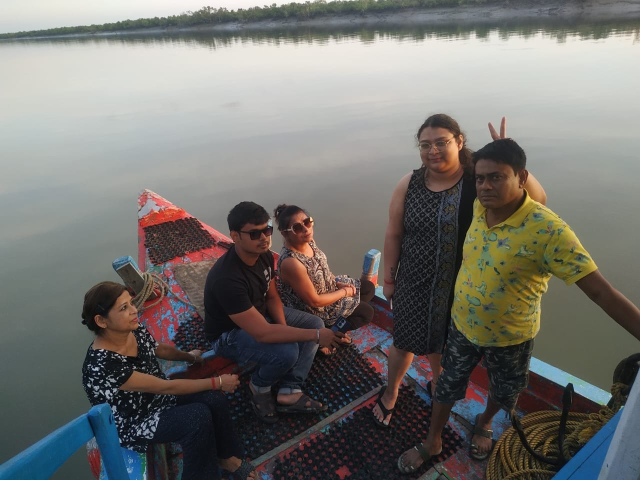 Why The local life in Sundarbans is unique and fascinating?